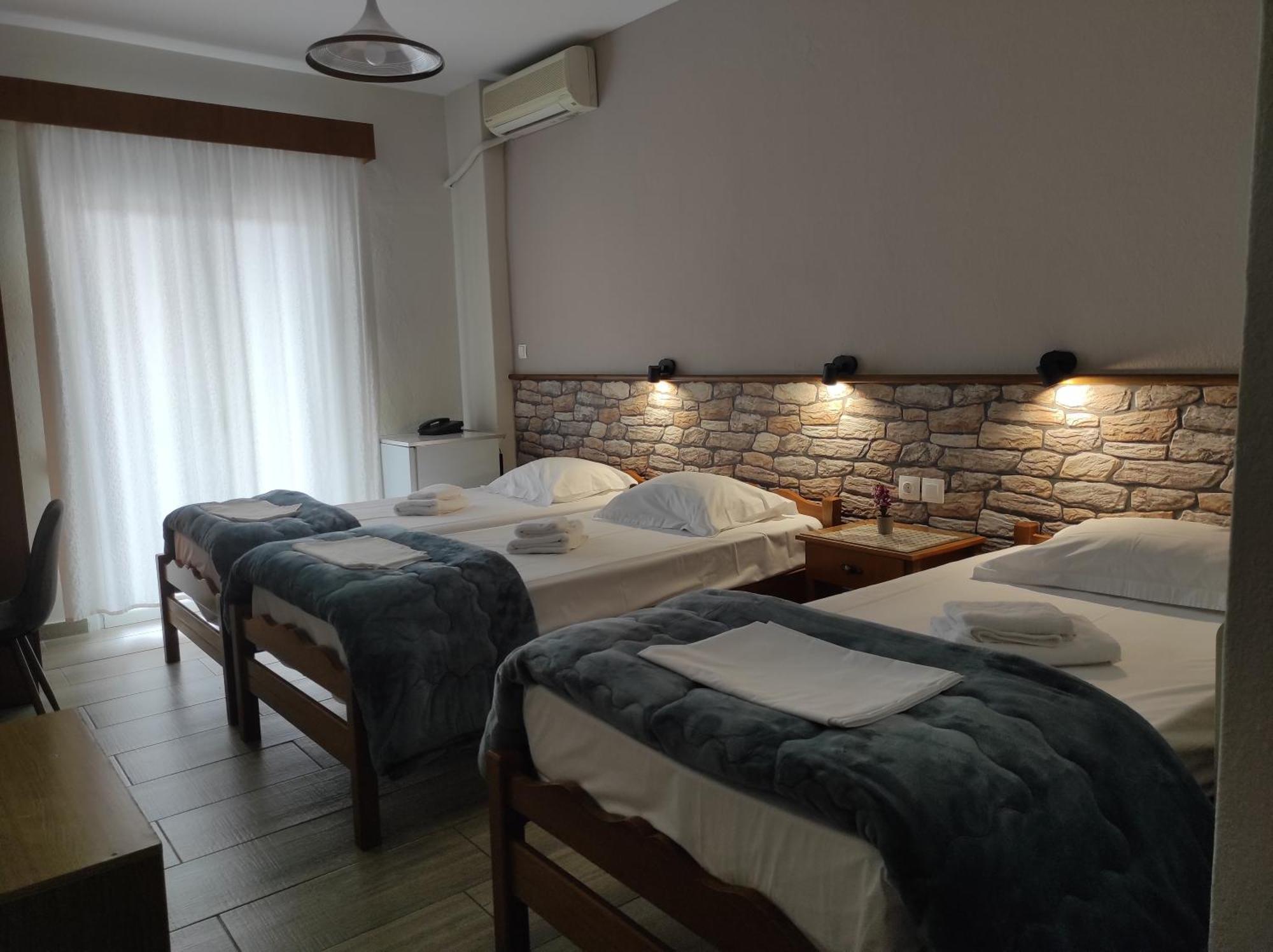 Ενοικιαζόμενα Δωμάτια Ενιπεύς- Rooms Enipeas Litóchoron Esterno foto